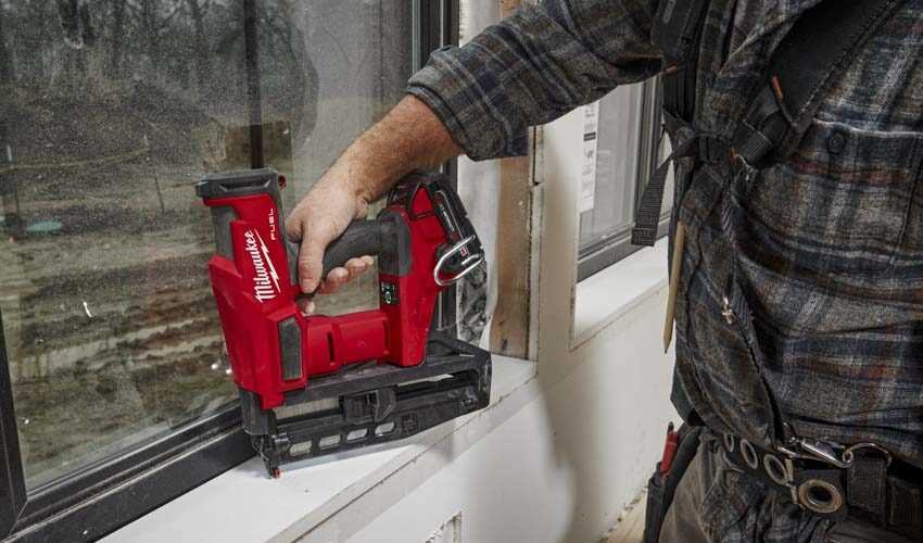 Best airles nail gun 3. Ease of Use and Ergonomics