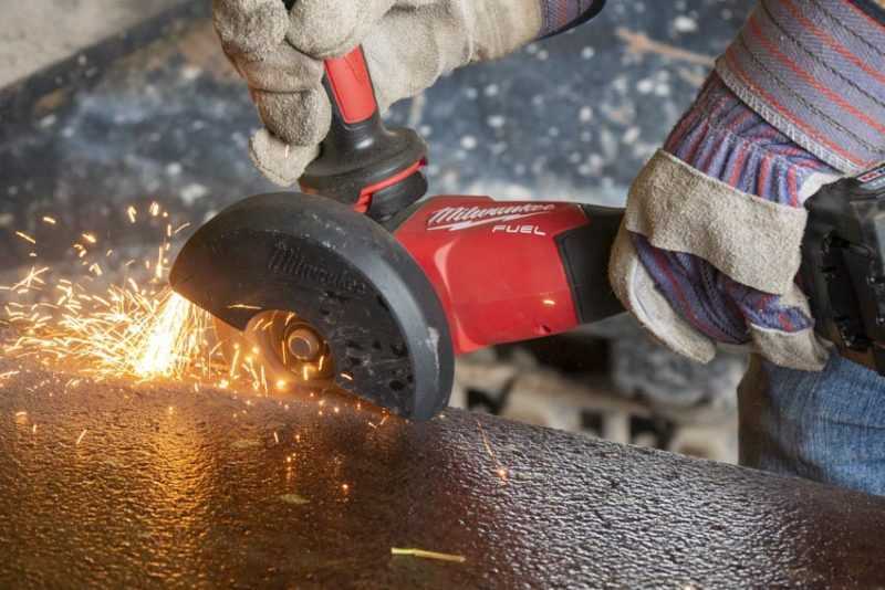Best angle grinder for cutting granite Makita 9557PBX1 4-1/2