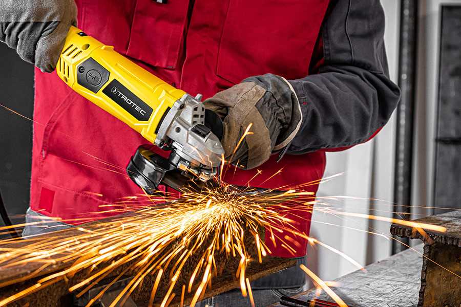 Best angle grinder for tiling Important Features to Consider when Choosing an Angle Grinder for Tiling