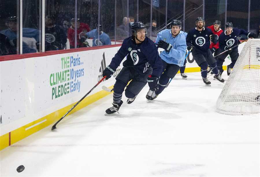 Best bag skate drills 2. Bag Taps