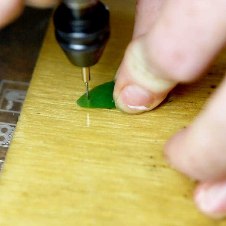 Best dremel drill for holes in sea glass Best Drill for Making Holes in Sea Glass with a Dremel