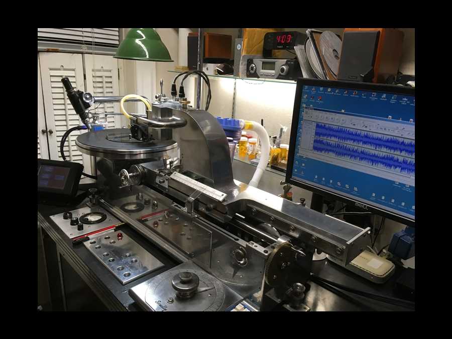 Why are Lathe Cut Records Popular?