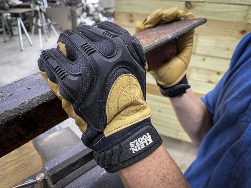 Best lathe working gloves The Importance of Wearing the Best Lathe Working Gloves for Safety