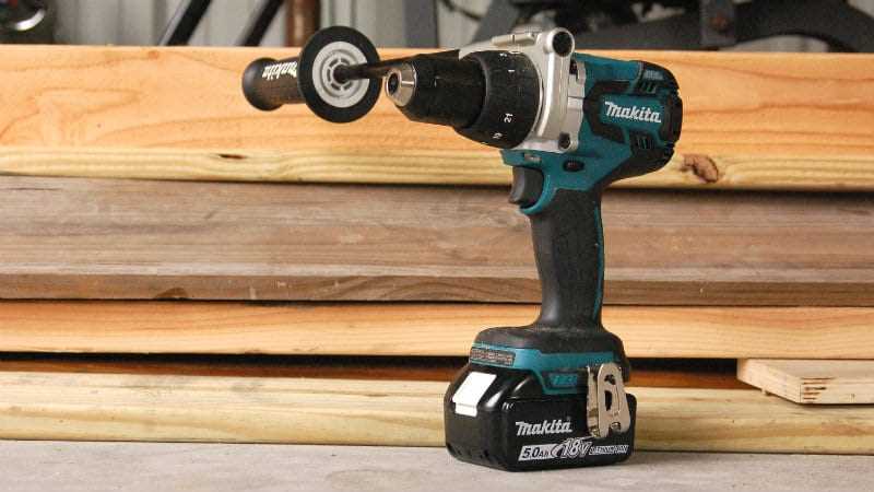 The Makita XRH10PTW 18V X2 LXT Brushless Cordless 1-1/8
