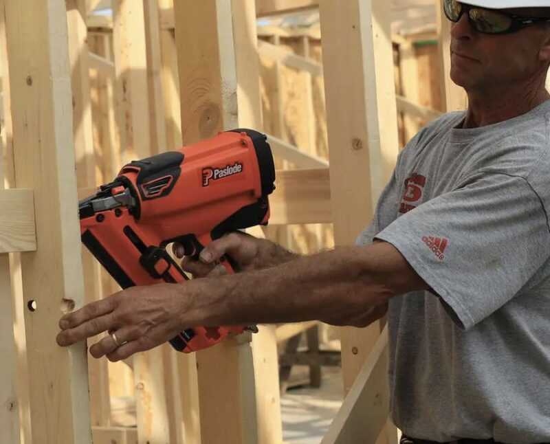 Best nail gun without compressor 3. Best Nail Guns Without Compressor