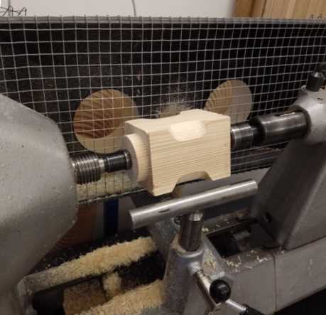 Best position for lathe extractor Benefits of Proper Positioning