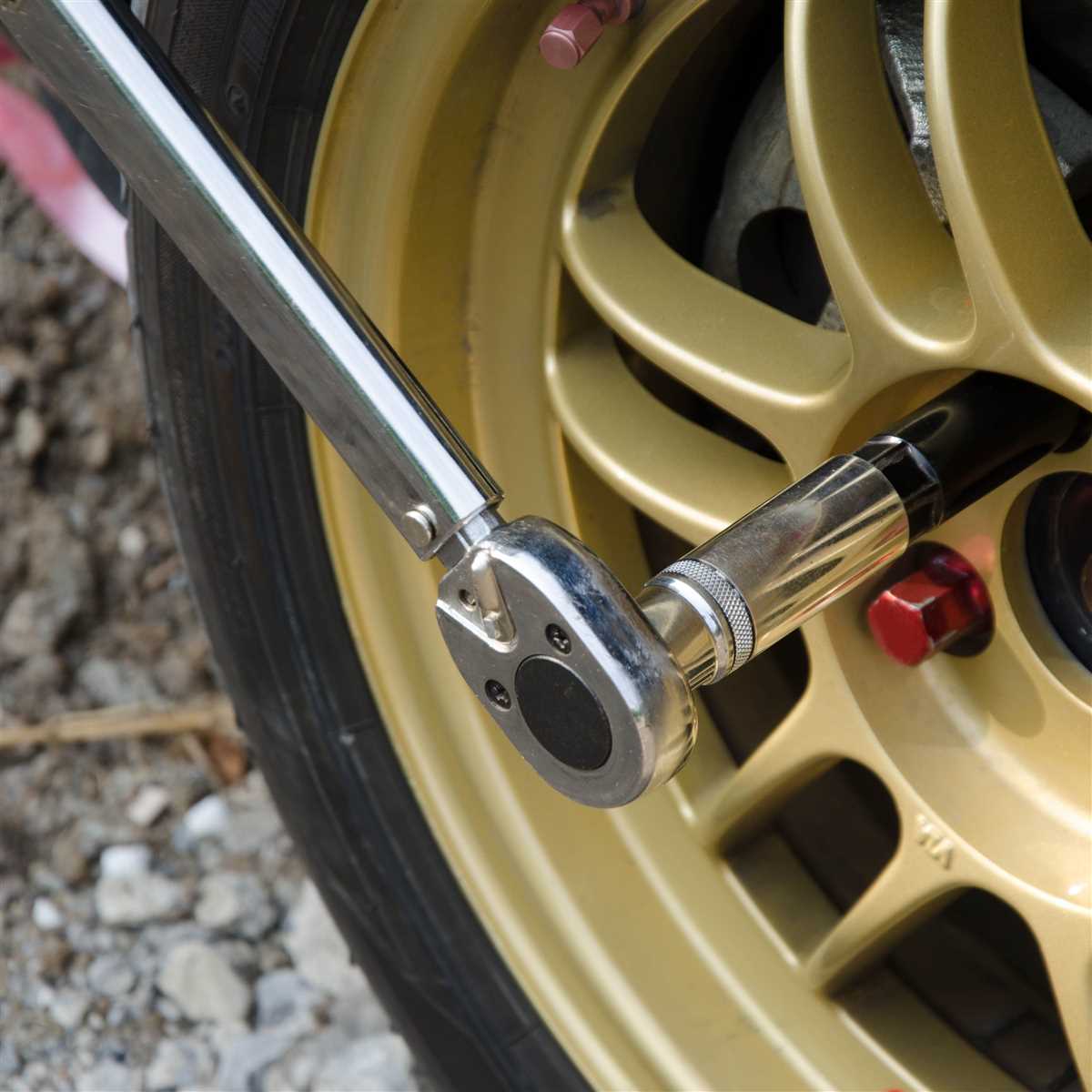 What is the proper torque specification for tightening car wheel nuts? Importance of Proper Torque Specification