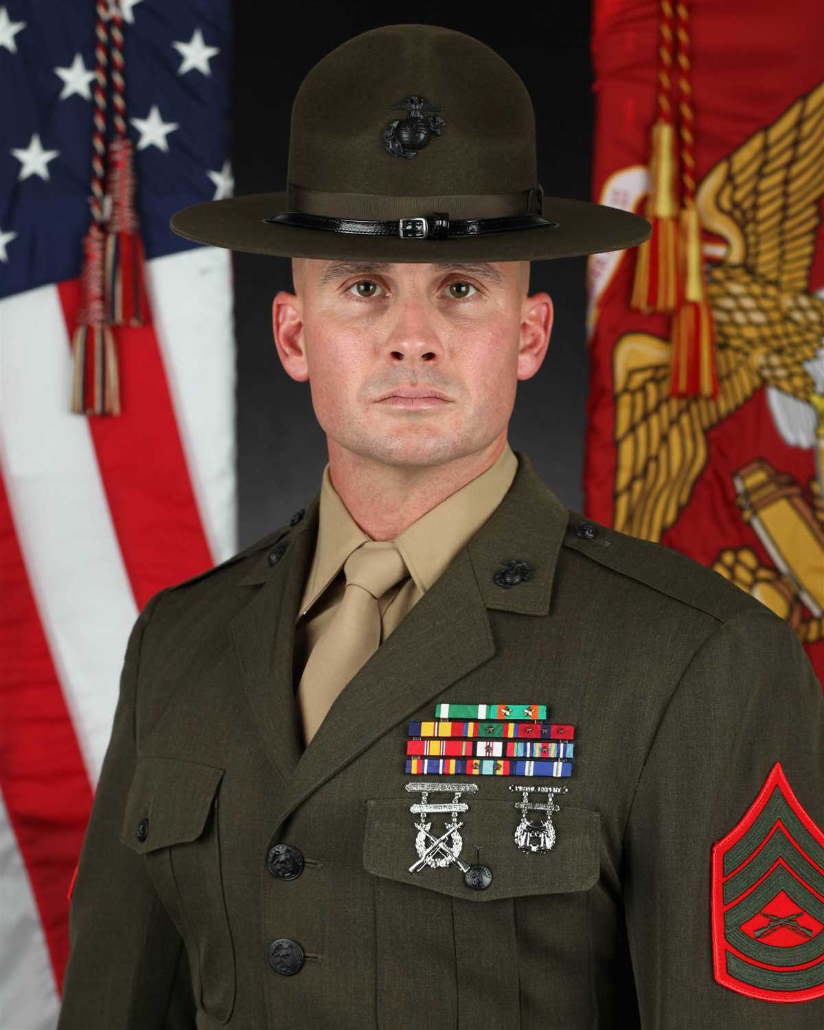 Ultimate Guide: Becoming a Drill Sergeant in the Marines Leadership Skills and Qualities of a Successful Drill Sergeant