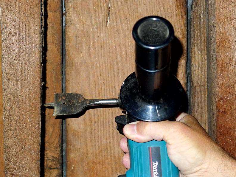 How to Drill at a 90 Degree Angle: Tips and Techniques 1. Choose the right drill guide