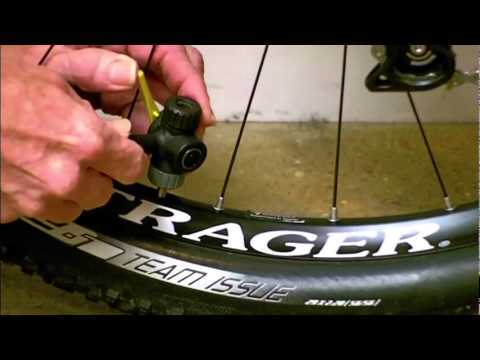 How to Inflate a Presta Valve with an Air Compressor 4. Connect the Presta valve adapter