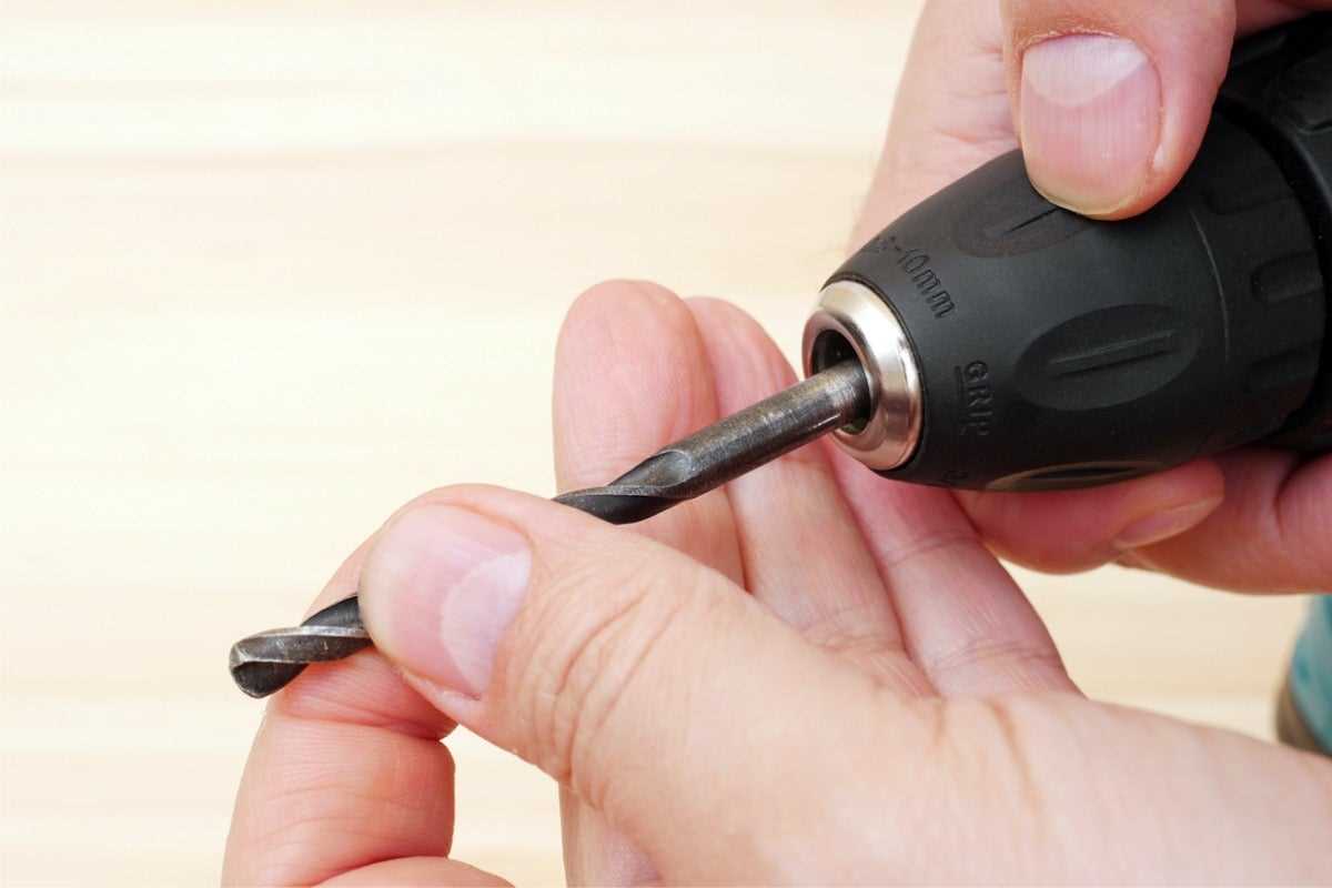 Step-by-Step Guide: How to Insert a Drill Bit into a Drill Gather the Necessary Tools