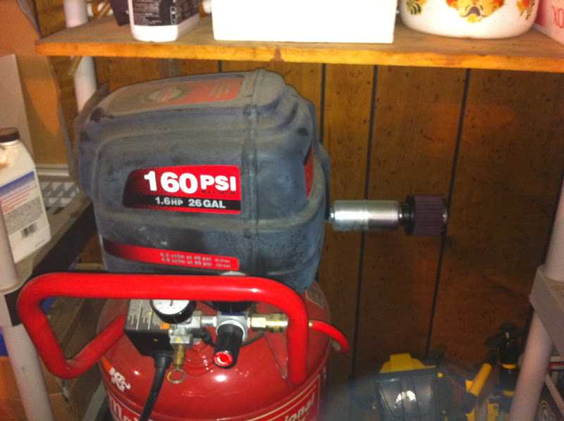 10 Tips to Reduce Noise from Your Air Compressor and Improve Quietness 5. Keep Compressor Components Clean: