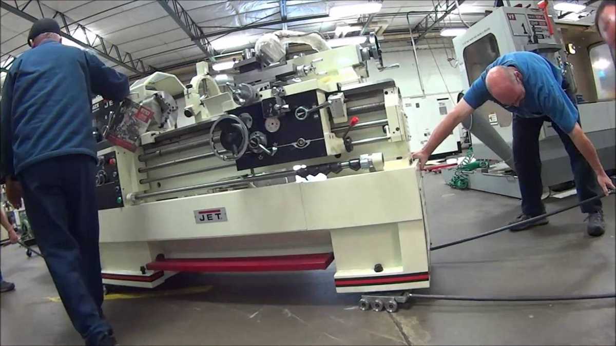 How to Safely Move a Lathe: Step-by-Step Guide Preparing the Transport Vehicle