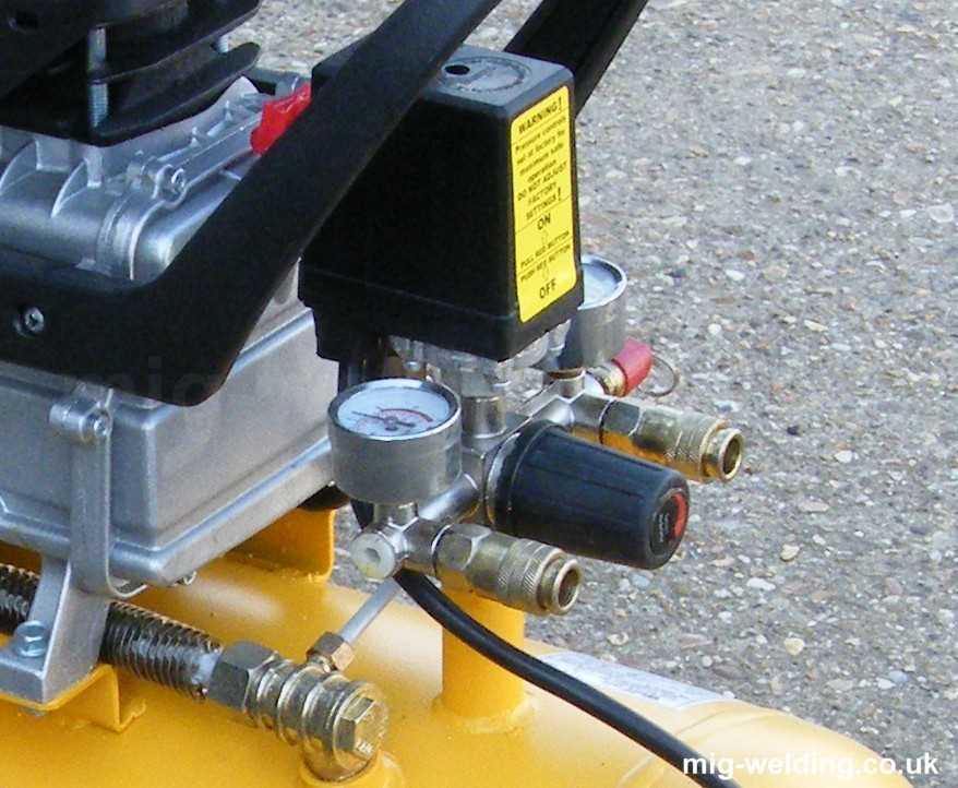 Preventing Water Buildup in Your Air Compressor: A Comprehensive Guide 4. Enhancing Efficiency and Productivity: