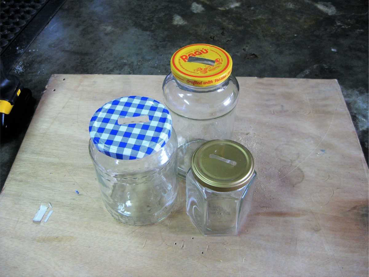 How to Create a Hole in a Mason Jar Lid Without Using a Drill 3. Evaluate the seal