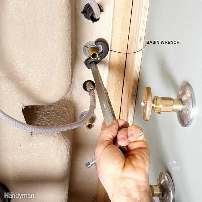 How to Remove Kitchen Faucet without Basin Wrench - Guide and Tips 2. Prepare the faucet for installation