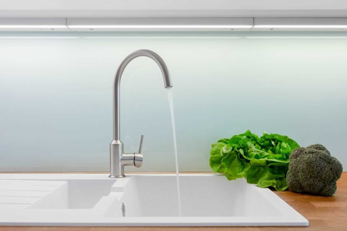 How to Remove Kitchen Faucet without Basin Wrench - Guide and Tips 1. Gather the necessary tools and materials