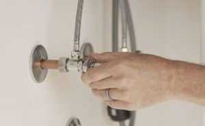 How to Remove Kitchen Faucet without Basin Wrench - Guide and Tips 4. Test the faucet