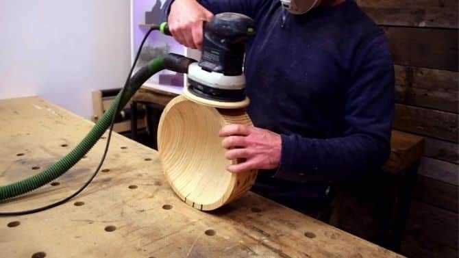 Woodworking tips: How to turn wood without a lathe Tip 4: Use clamps for stability