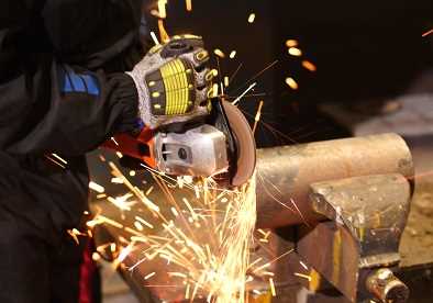Beginner's Guide: How to Use an Angle Grinder Safely and Efficiently Be Mindful of Sparks and Dust
