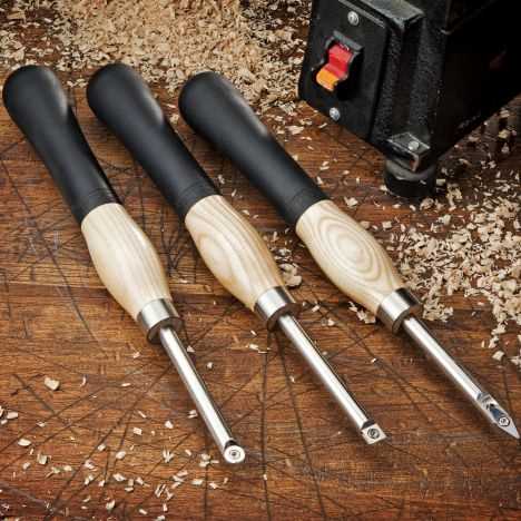Learn how to effectively use carbide lathe tools for your woodworking projects Why carbide lathe tools are important for woodworking