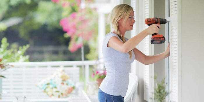 2. Bosch PS31-2A 12-Volt Max Drill/Driver Kit