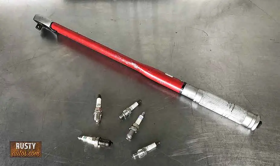 Choosing the Right Size Torque Wrench for Spark Plugs: The Ultimate Guide Damaged Spark Plugs